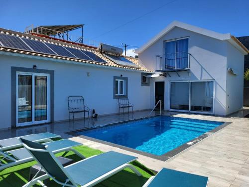 Estreito da Calheta Villa | Vila Castro