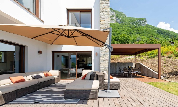 Veyrier-du-Lac House | Villa Élégance