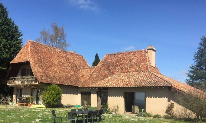 Buros House | Villa 400 m² with garden of 6000 m² and pool