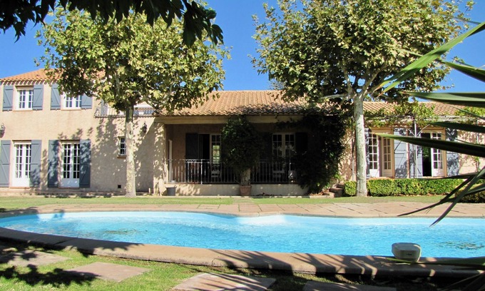 Saint-Zacharie Villa | VILLA - 5 BEDROOMS - SLEEPS 10 - PRIVATE POOL - LARGE GARDEN