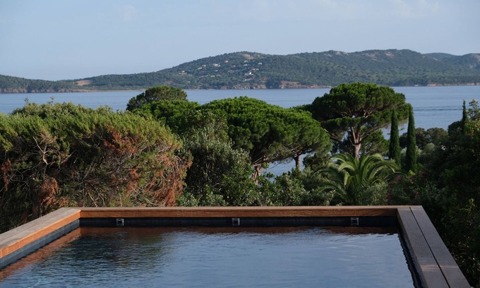 Cala Rossa House | Villa 5 bedrooms private estate in Cala Rossa, walking distance to the beach, swimming pool, sea view