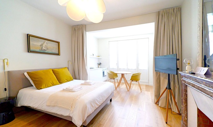 Le Treport Villa | Villa Adèle, Escapade Belle-Époque - Appt 01