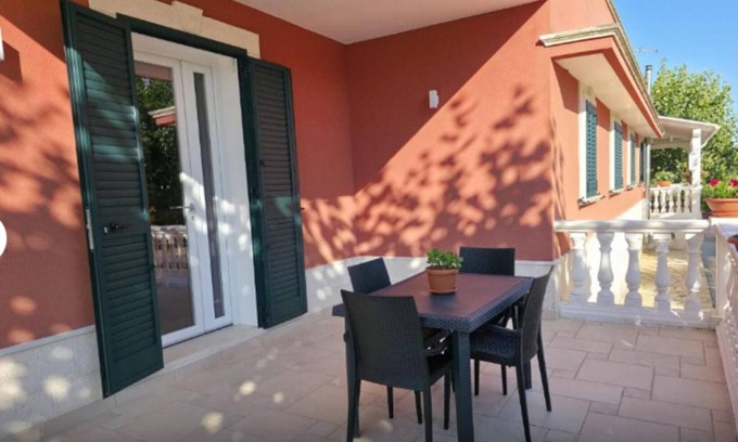 Selva di Fasano Apartment | Villa Ada - Apartment 'Simona' with Private Terrace, Wi-Fi and Air Conditioning