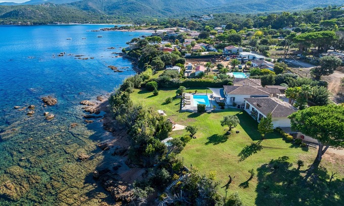 Verghia Villa | Villa Aigue Marine - Front de mer