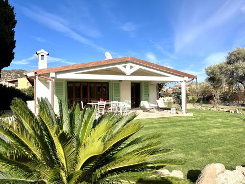San Teodoro Villa | Villa Alzoni