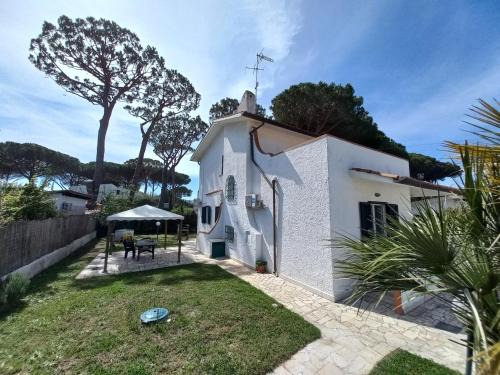 Latina Lido House | Villa Amalia - condominium private beach