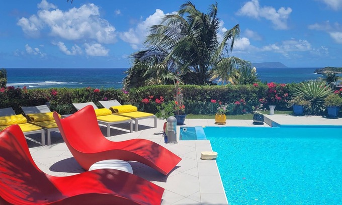 Saint-Francois Villa | Villa AMAYA for 6 people with sea view, swimming pool, closed the beach