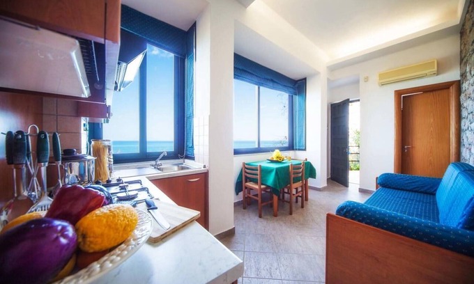 Capo d'Orlando Apartment | Villa Anita (Albatros)