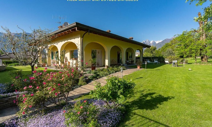 Colico Piano Villa | Villa Archi