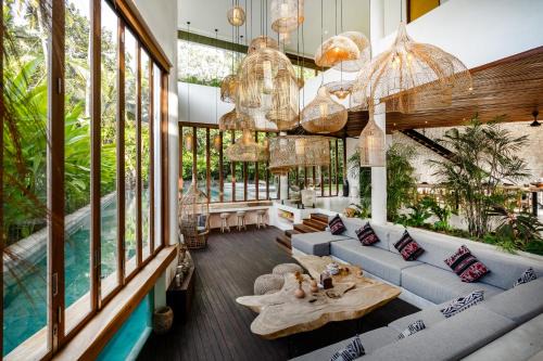 Petulu Villa | Villa Arroyo by BaliSuperHost