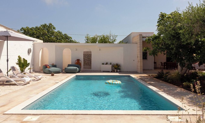 San Pietro in Bevagna Villa | Villa at the two fig trees with pool San Pietro in Bevagna
