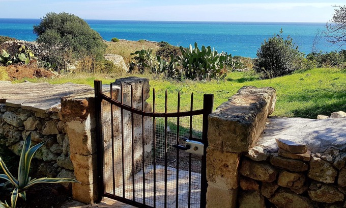 Gagliano del Capo Villa | VILLA AT THE FOOT OF THE LIGHTHOUSE LEUCA