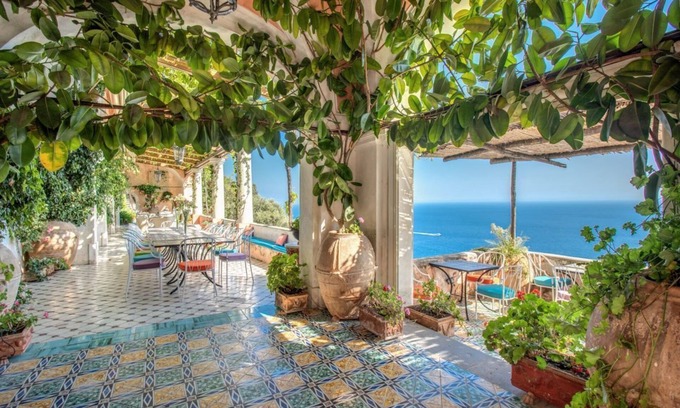 Liparlati Villa | Villa Augusta heaven in a room! Swimming pool with view. Services included!