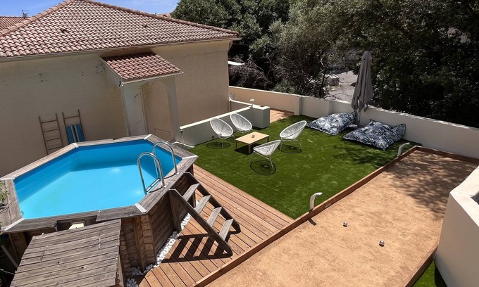 Bastia House | Villa Avec Piscine en Plein Coeur de Bastia