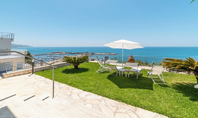 Casal Velino Apartment | Villa Bellavista - breathtaking views and relaxation in apartment with every comfort