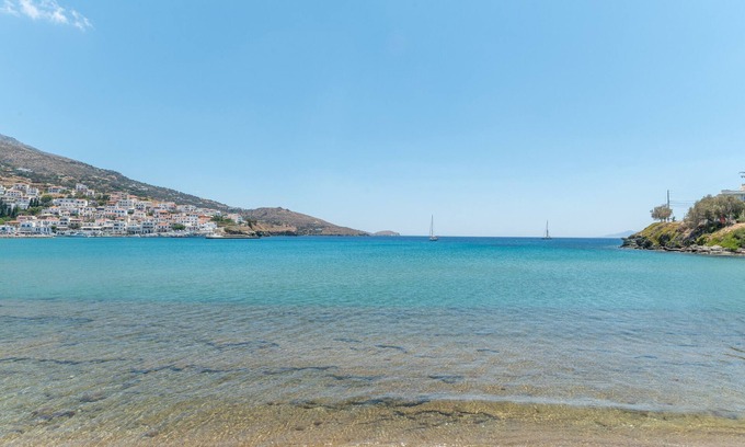 Mpatsi Villa | Villa 'Bebas Villas 1' with Sea View, Wi-Fi and Air Conditioning