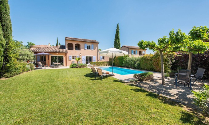 Vallon-Pont-d'Arc Villa | Villa Bienvenue - villa for 8 people with private pool