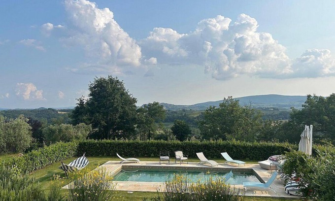 San Gimignano Apartment | Villa Bruma: A welcoming two-story apartment that is part of a villa surrounded by meadows and by green hills, with Free WI-FI.