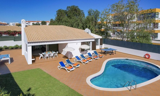 Areias de Sao Joao Villa | Villa Buganvillea by Villa Plus