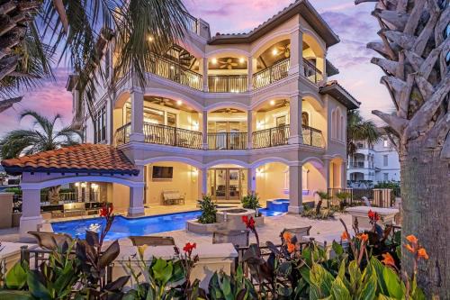 Avalon Beach Estates House | Villa Capri