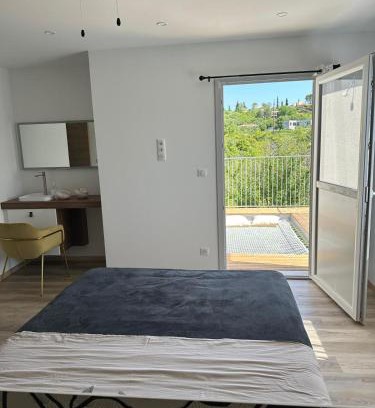 Aubenas Villa | Villa Catamaran