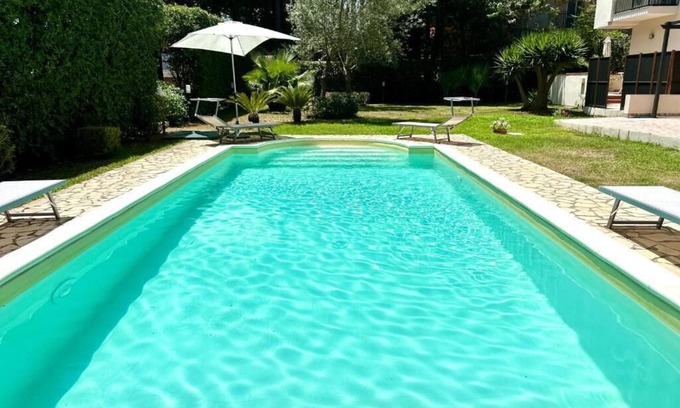 Avola Apartment | Villa Cavagrande with private pool and solarium