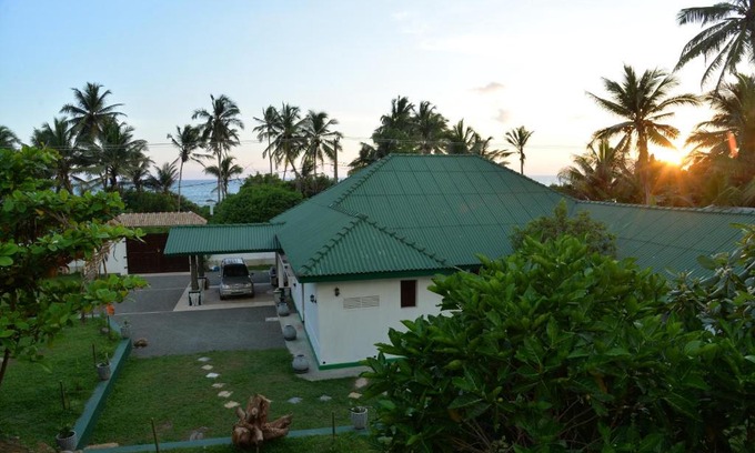 Hettimulla Villa | Villa Chara Beach