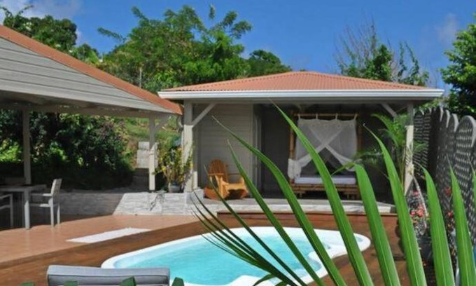 Le Robert Villa | Villa charmante avec piscine et vue mer au Robert