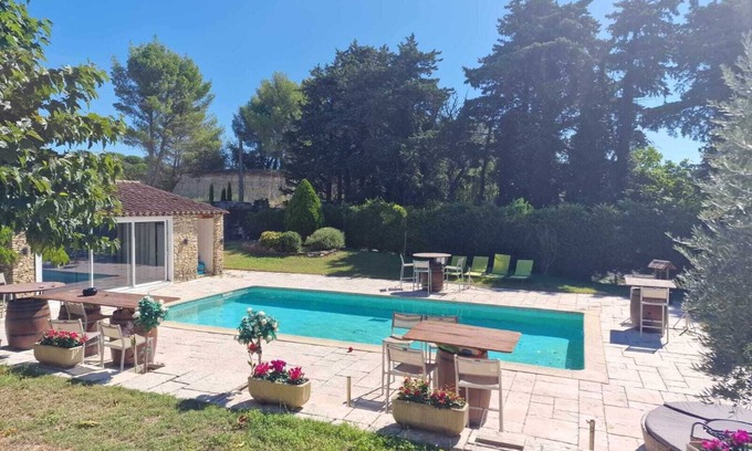 Sarrians Villa | Villa Climatisée 3 Chambres Avec Piscine