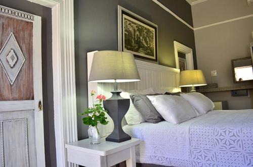 Beaufort West House | Villa Contessa