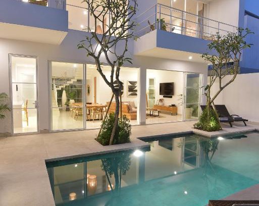 Berawa Villa | Villa Cruz close to Finns Beach club
