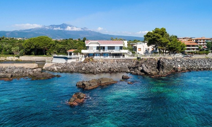 Stazzo Villa | Villa D’Aci, Seafront Elegance