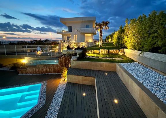 Scicli Apartment | Villa Dafni Luxury Home Heated Pool