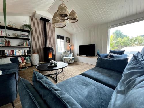 Saint-Hilaire-de-Riez Villa | Villa de charme SPA - Piscine - Etang