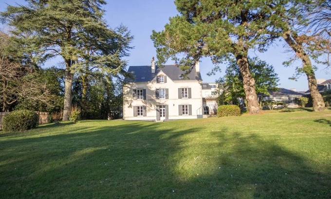 Muzillac Villa | VILLA DES MIMOSAS - Maison de ville de 300m²