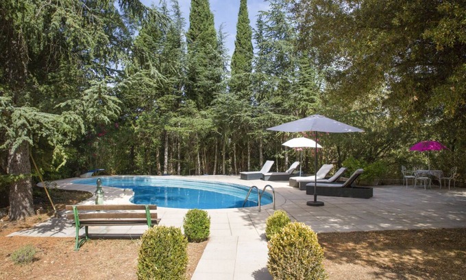 Tavernes Villa | Villa Des Pins - Four Bedroom Villa, Sleeps 8