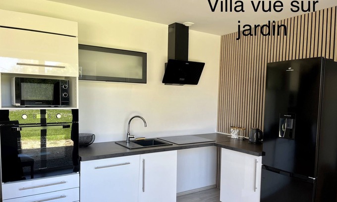 La Guymauviere-La Hulotais-La Bourelais Villa | Villa du Manoir 1685