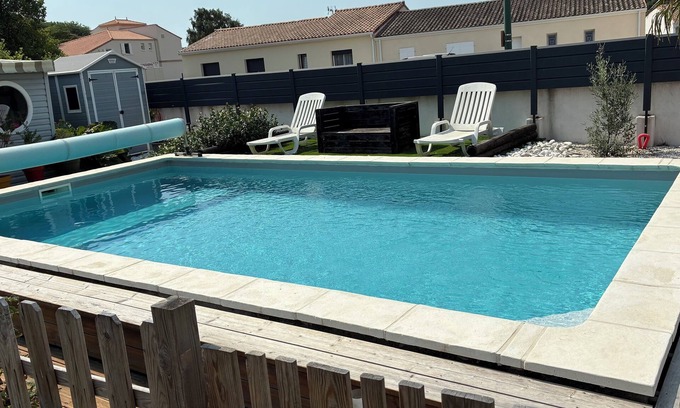 Saint-Augustin House | Villa en bord de forêt et mer.