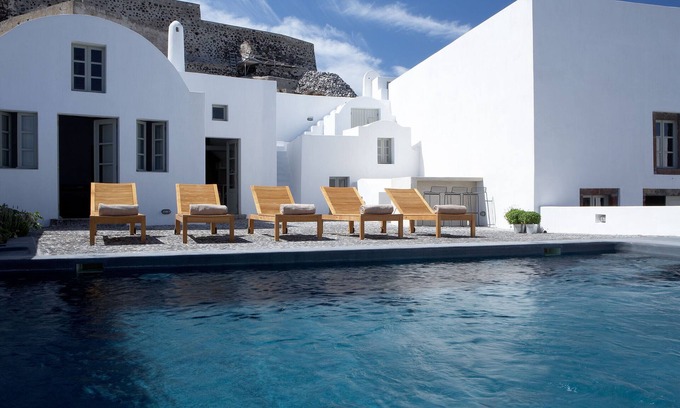 Pyrgos Hotel | Villa Fabrica Santorini