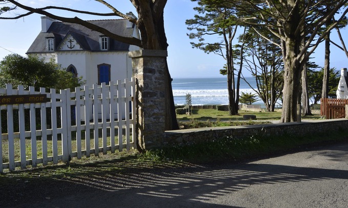 Crozon Villa | Villa facing the sea, Postolonnec beach Morgat Bay, Charming