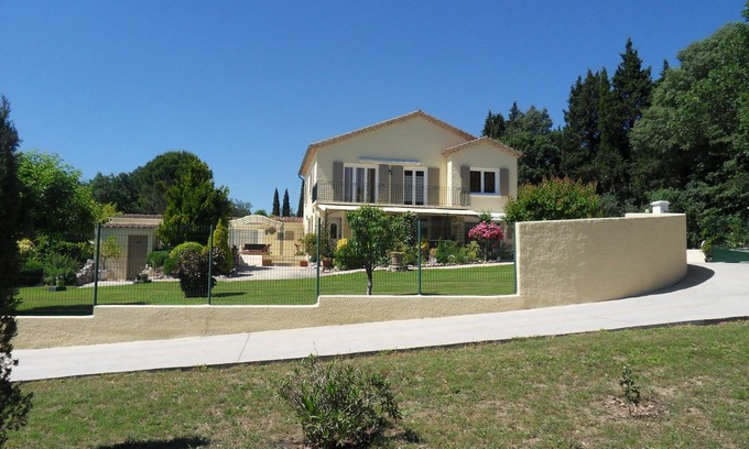 Sarrians Villa | Villa Familiale au Calme