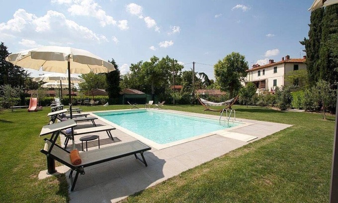 Cortona House | Villa Fastia Grande: A splendid apartment that covers the entire top floor of a villa.