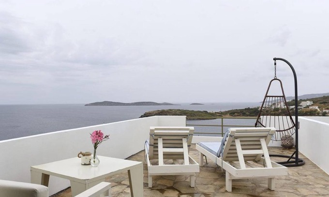 Mpatsi Hotel | Villa Fiamegou