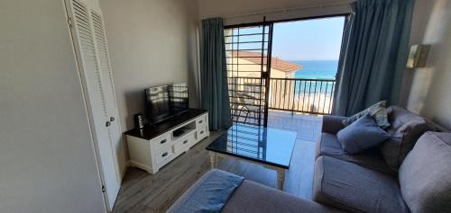 Shaka's Rock Apartment | Villa Flamenco 8