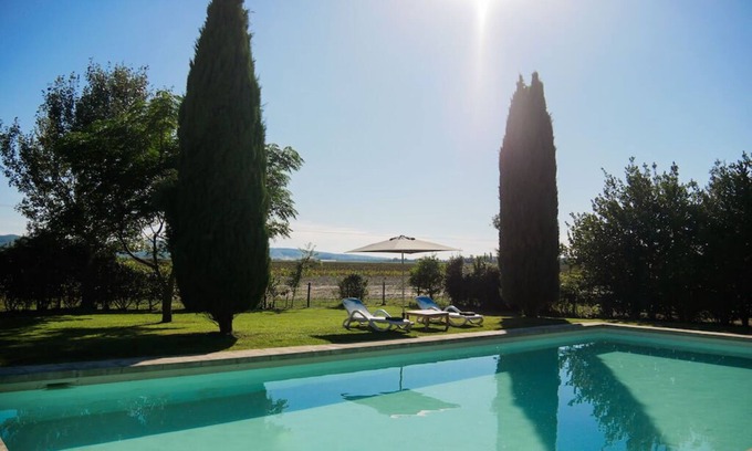 Maillane Villa | VILLA FOR 20 GUEST AC AND POOL 10 ROOMS 6 BATHROOMS