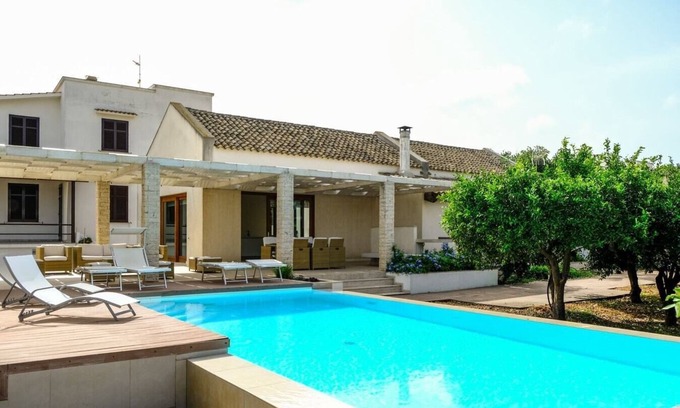 Marsala Villa | Villa Garofano - Coastal villa with pool