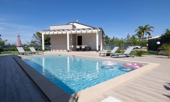 Campofelice di Roccella Villa | Villa Giada (private pool)