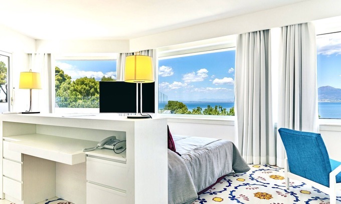 Sorrento Villa | VILLA GILDA - Twelve Bedroom Villa, Sleeps 24