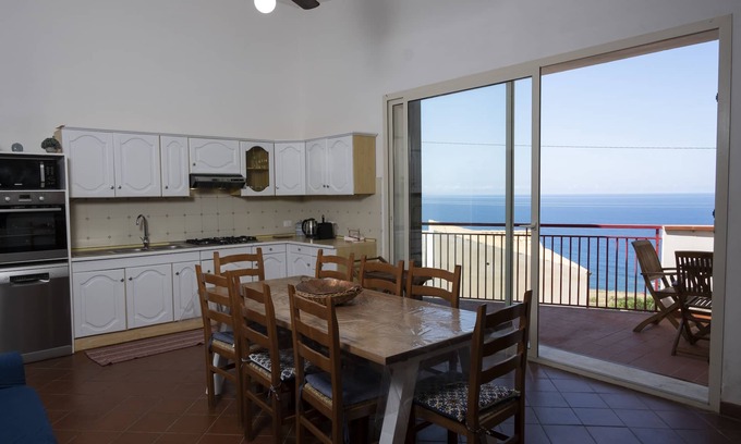 Macari Villa | Villa Gina