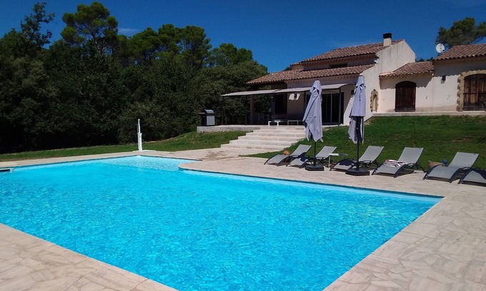 Rognes Villa | Villa Giulia, in the heart of nature between Aix and Luberon